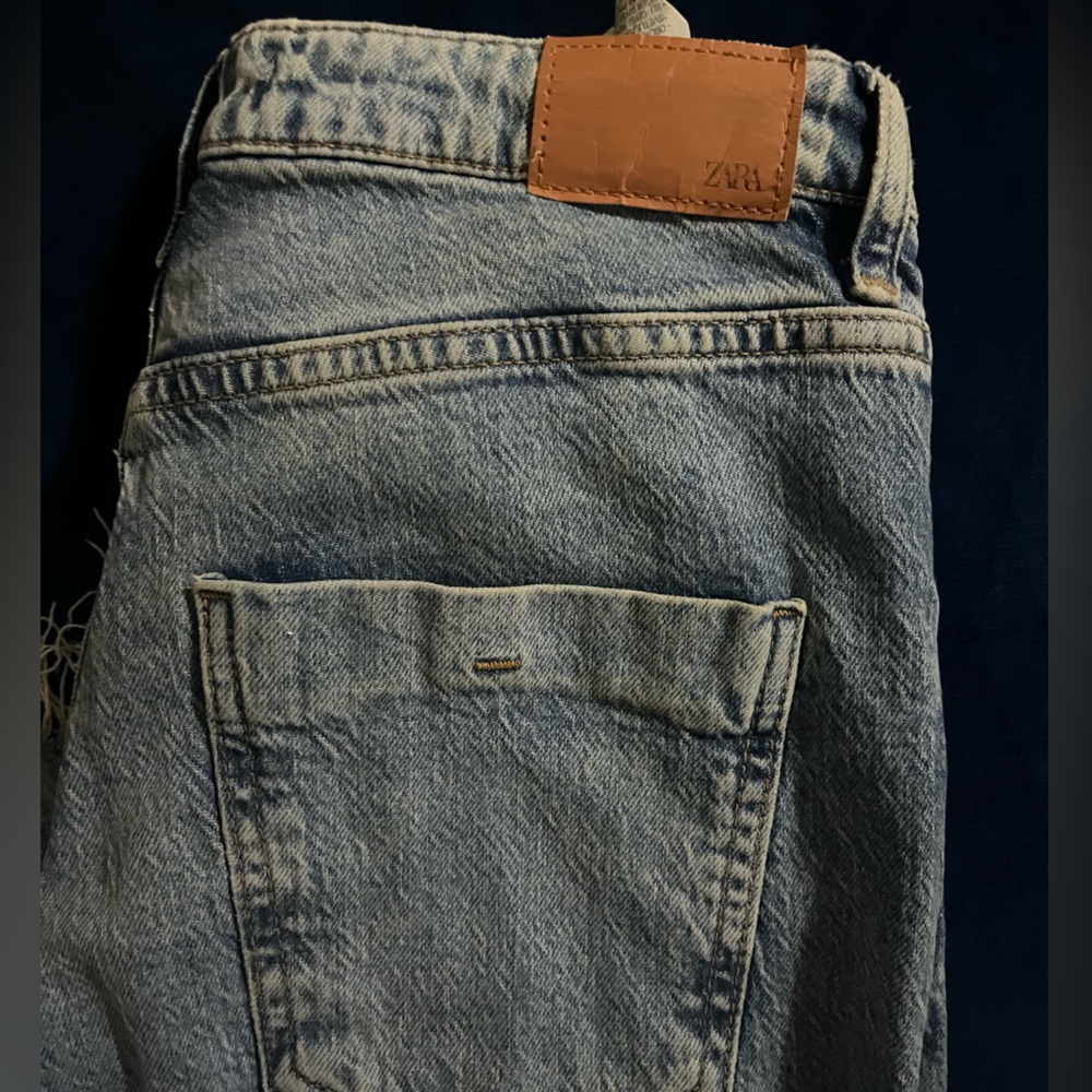 flared blue jeans from zara